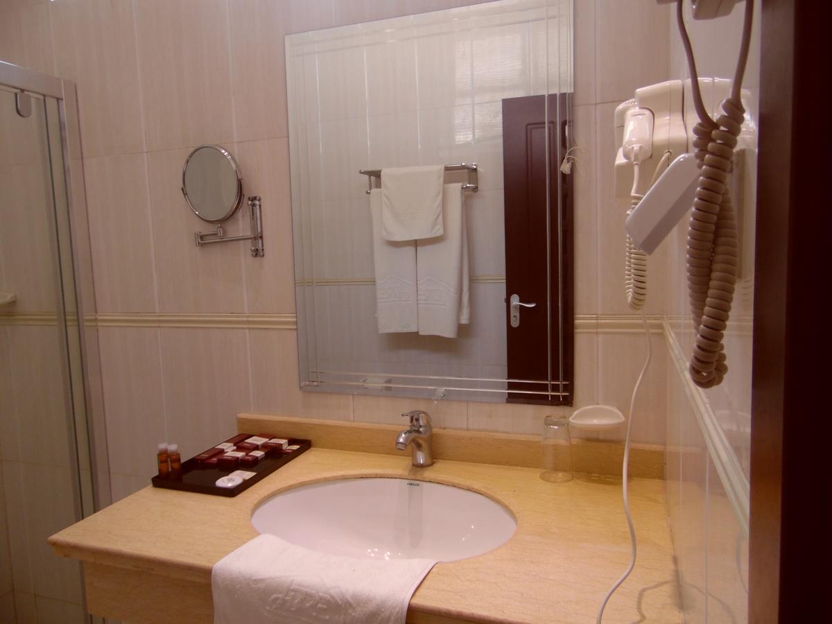 Hotel Belair Residence Μπουζουμπούρα Εξωτερικό φωτογραφία