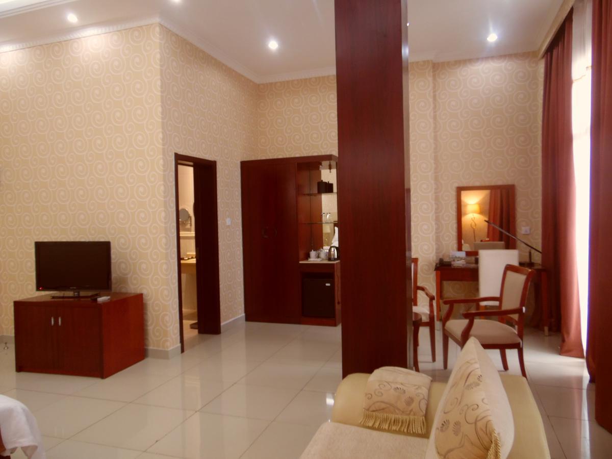 Hotel Belair Residence Μπουζουμπούρα Εξωτερικό φωτογραφία