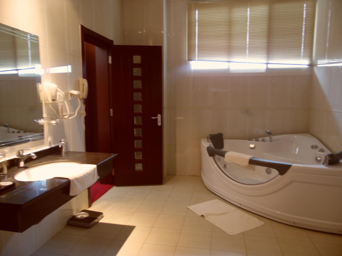 Hotel Belair Residence Μπουζουμπούρα Εξωτερικό φωτογραφία